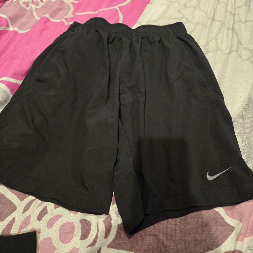 Nike Dri-FIT Black Shorts Size Large